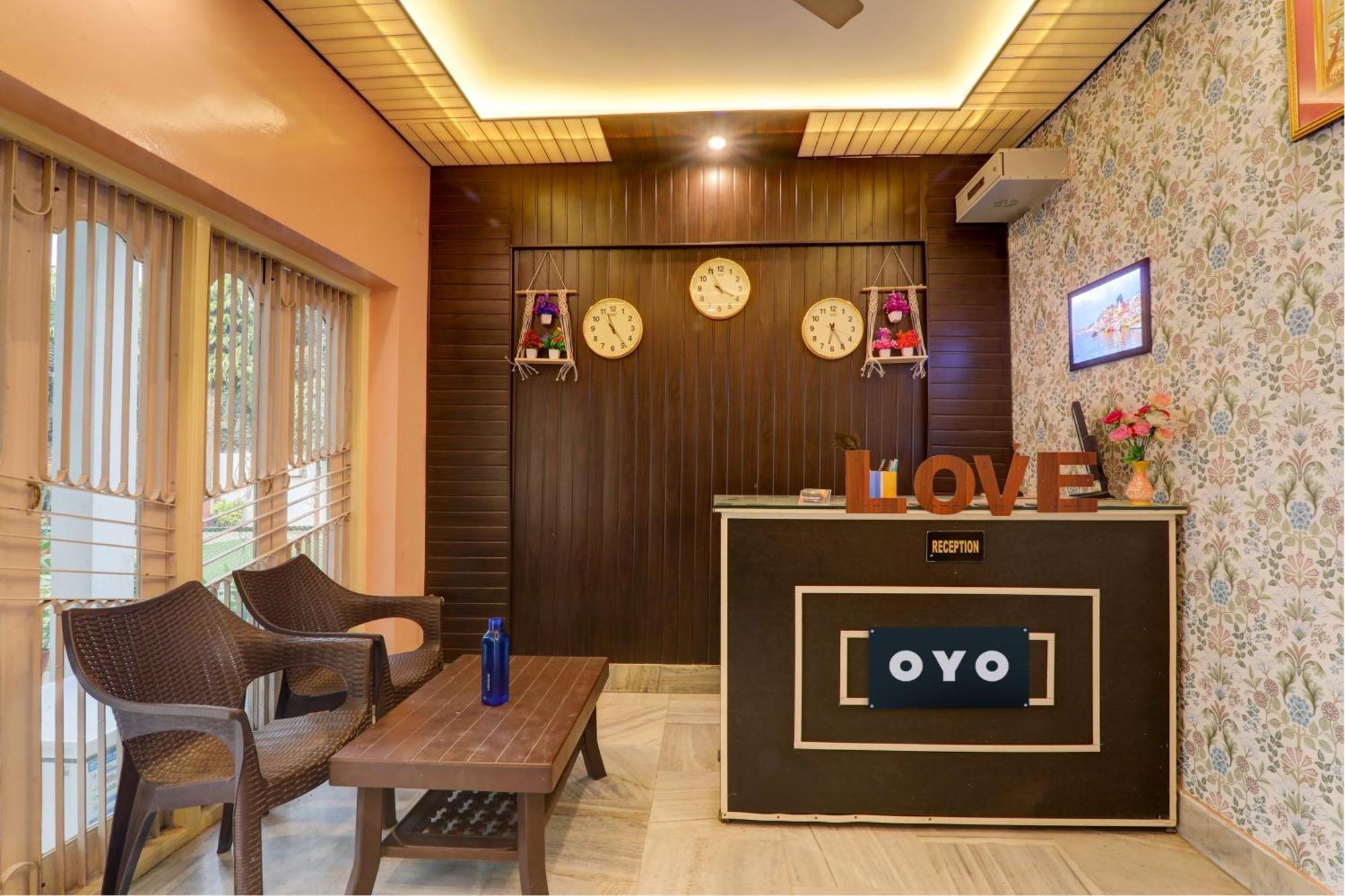 Hotel O Flagship Adbhut Moment Hotel Varanasi Eksteriør billede