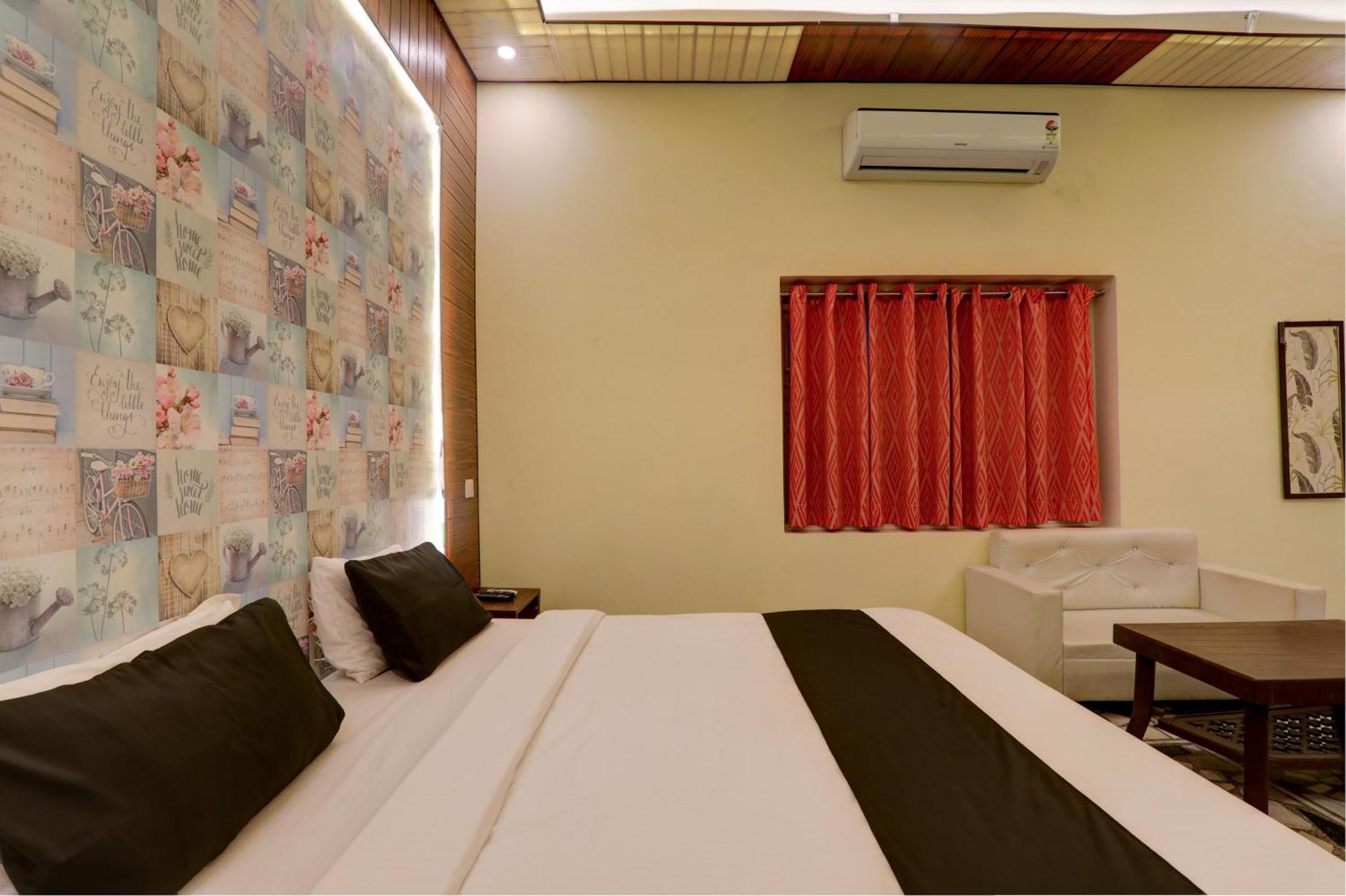 Hotel O Flagship Adbhut Moment Hotel Varanasi Eksteriør billede
