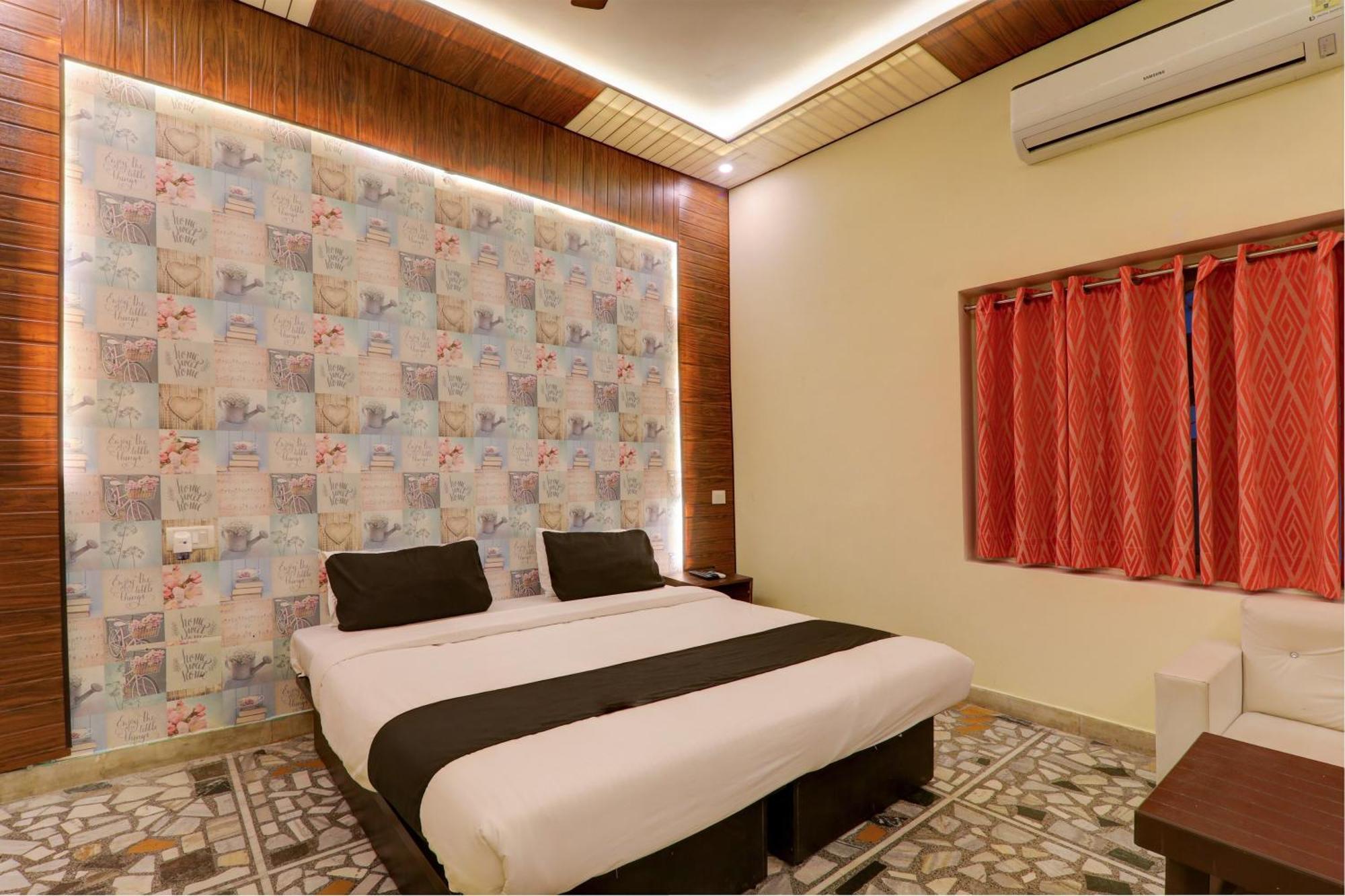 Hotel O Flagship Adbhut Moment Hotel Varanasi Eksteriør billede
